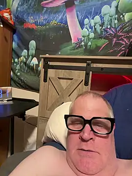 Snapshot of Mimmoromeo1973 chatting on 03.10.26 Mimmoromeo1973 online show from 03.10.26