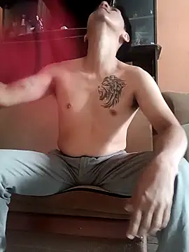latinobm83 online show from 03.17.25
