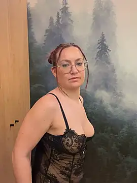 Snapshot of ladoucedu34 chatting on 06.16.26 ladoucedu34 online show from 06.16.26