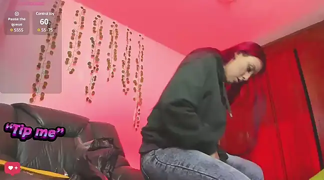 bonnie moon  online show from 12.18.24