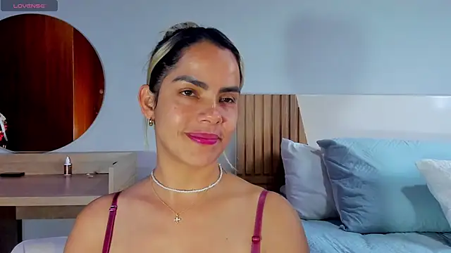 ClaraMariaMon online show from 03.09.25