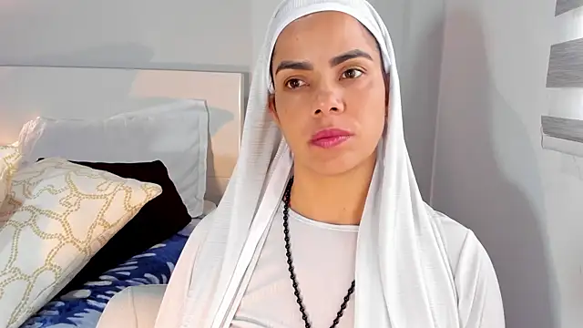 ClaraMariaMon online show from 07.03.26