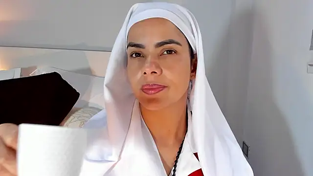 ClaraMariaMon online show from 07.23.26