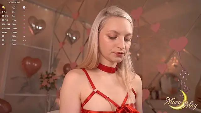 Snapshot of marylunamay chatting on 02.14.26 marylunamay online show from 02.14.26