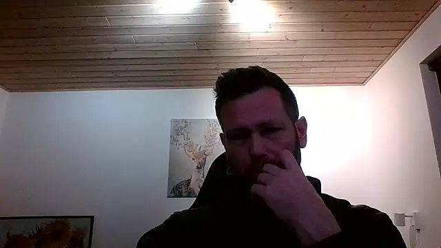 Snapshot of Gotta1 chatting on 12.02.24 Gotta1 online show from 12.02.24