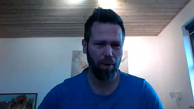 Snapshot of Gotta1 chatting on 12.25.24 Gotta1 online show from 12.25.24