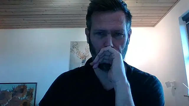 Snapshot of Gotta1 chatting on 12.29.24 Gotta1 online show from 12.29.24