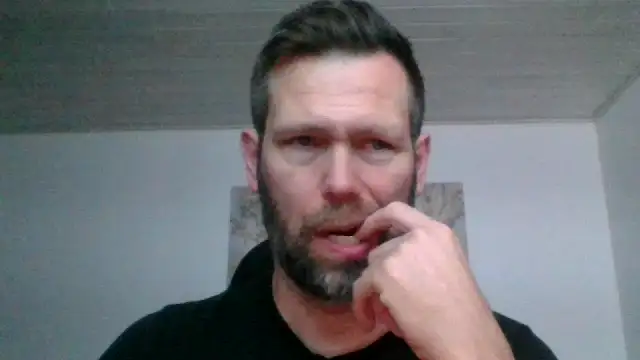 Snapshot of Gotta1 chatting on 03.03.25 Gotta1 online show from 03.03.25