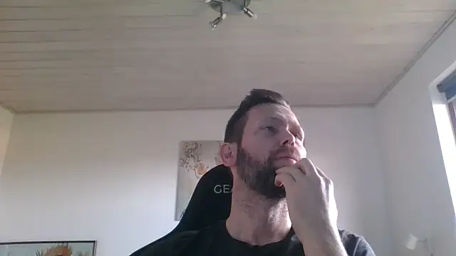 Snapshot of Gotta1 chatting on 03.07.25 Gotta1 online show from 03.07.25