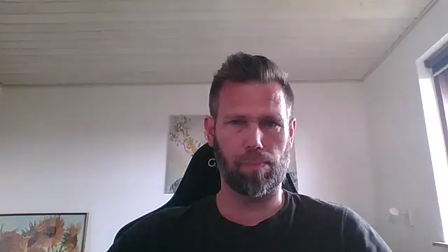 Snapshot of Gotta1 chatting on 09.09.25 Gotta1 online show from 09.09.25