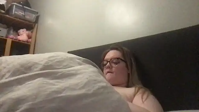 honeyyy24 online show from 09.13.25