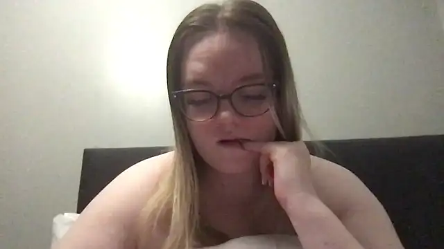 honeyyy24 online show from 09.23.25