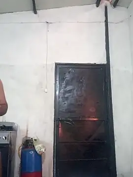 travieso2893 online show from 02.02.26