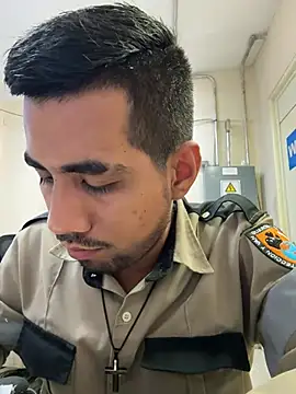 EnriquePersian197 online show from 03.19.25