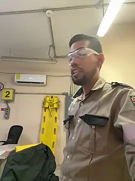 EnriquePersian197 online show from 10.17.25