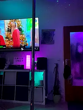 Snapshot of Jaylaloveofficial chatting on 11.15.25 Jaylaloveofficial online show from 11.15.25