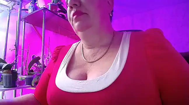  Sweet Woman online show from 01.18.25