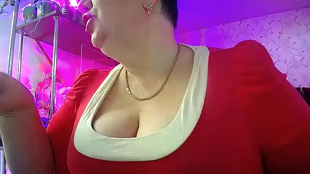  Sweet Woman online show from 03.22.25