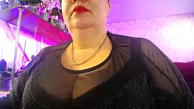  Sweet Woman online show from 04.30.26
