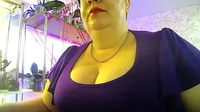  Sweet Woman online show from 05.04.26