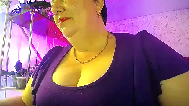  Sweet Woman online show from 05.23.26