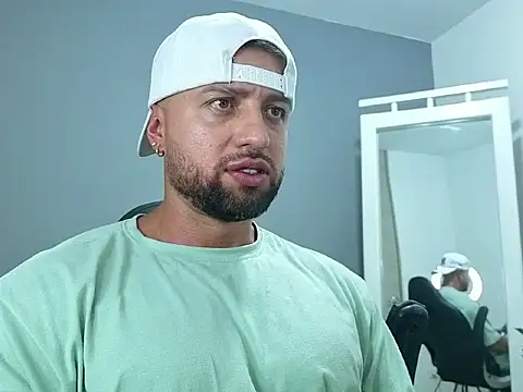 OwenMaximus814 online show from 03.12.26