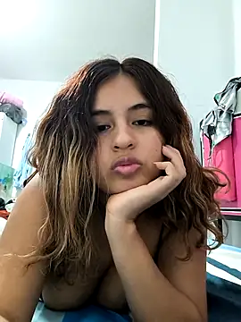 Suavecita2 online show from 11.08.25