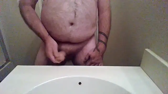 Snapshot of WatchinU82 chatting on 12.02.25 WatchinU82 online show from 12.02.25