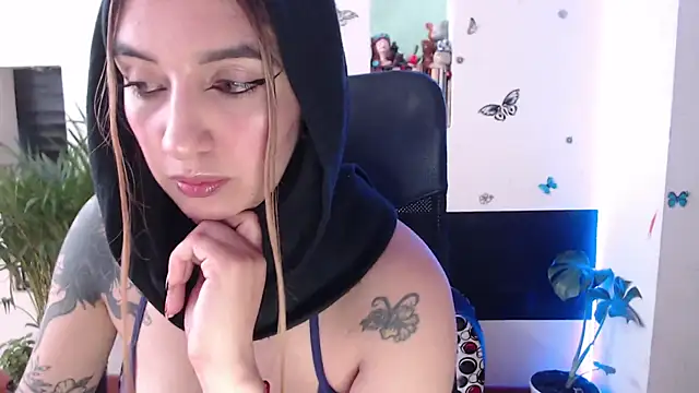 Lia-mitch online show from 11.04.25