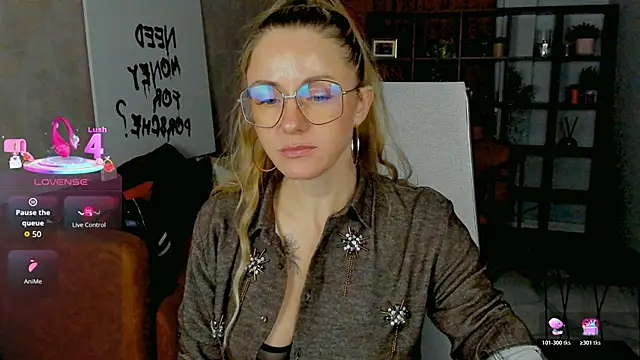 Snapshot of LadyIzabel chatting on 02.21.26 LadyIzabel online show from 02.21.26