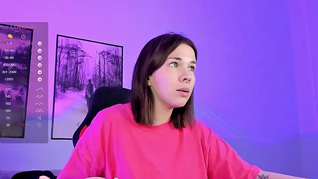 Snapshot of AliceSunday chatting on 01.24.25 AliceSunday online show from 01.24.25