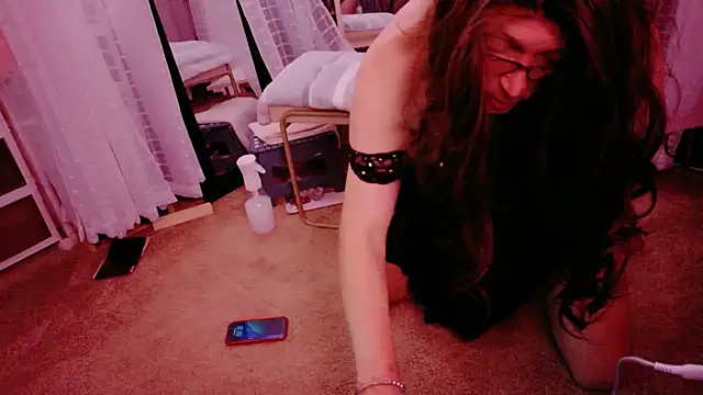 Snapshot of NinasNylonz chatting on 11.11.25 NinasNylonz online show from 11.11.25