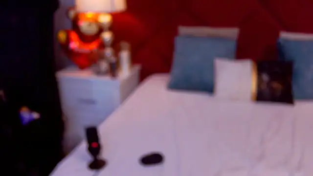 MinnieDrew online show from 02.13.26