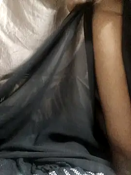 Snapshot of Shikhasexy34 chatting on 11.29.25 Shikhasexy34 online show from 11.29.25