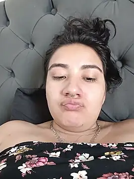 Hellen Alex online show from 01.15.26