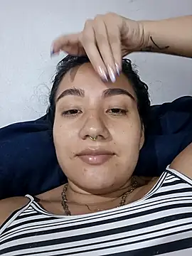 Hellen Alex online show from 04.30.26