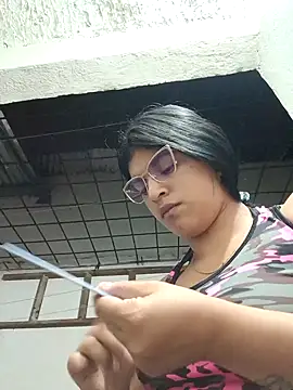 naughty-girl01 online show from 02.03.25