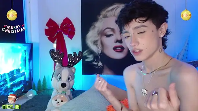 maxiy 001 online show from 12.09.24