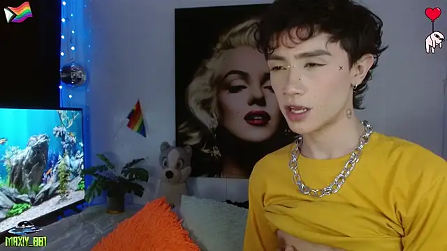 maxiy 001 online show from 06.21.26