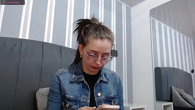  isaabellaa online show from 02.23.25