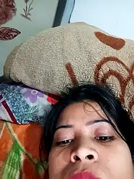 Snapshot of Queen_suman chatting on 12.08.24 Queen suman online show from 12.08.24