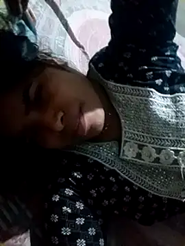 Snapshot of Queen_suman chatting on 02.09.25 Queen suman online show from 02.09.25