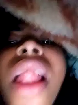 Snapshot of Queen_suman chatting on 02.18.25 Queen suman online show from 02.18.25