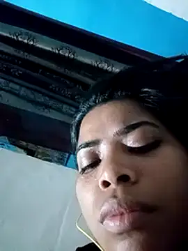 Snapshot of Queen_suman chatting on 02.18.25 Queen suman online show from 02.18.25