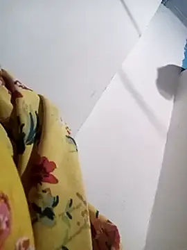 Snapshot of Queen_suman chatting on 03.02.25 Queen suman online show from 03.02.25