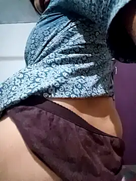 Snapshot of Queen_suman chatting on 03.07.25 Queen suman online show from 03.07.25