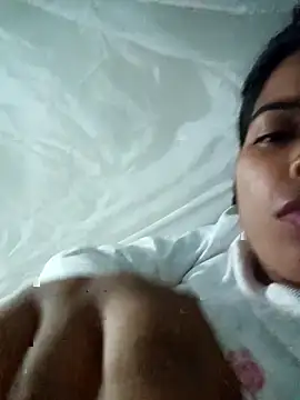 Snapshot of Queen_suman chatting on 11.12.25 Queen suman online show from 11.12.25