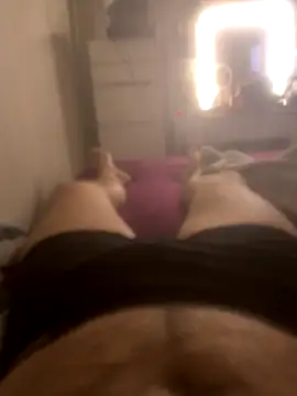 Snapshot of kleinerdixk chatting on 10.02.25 kleinerdixk online show from 10.02.25