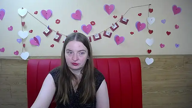 Snapshot of FreyaDak chatting on 02.27.25 FreyaDak online show from 02.27.25