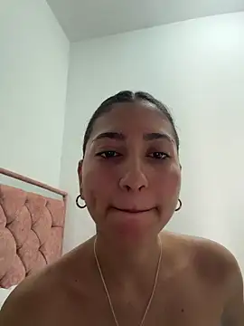 Snapshot of Sweetnaughtygirl_ chatting on 07.28.26 Sweetnaughtygirl online show from 07.28.26